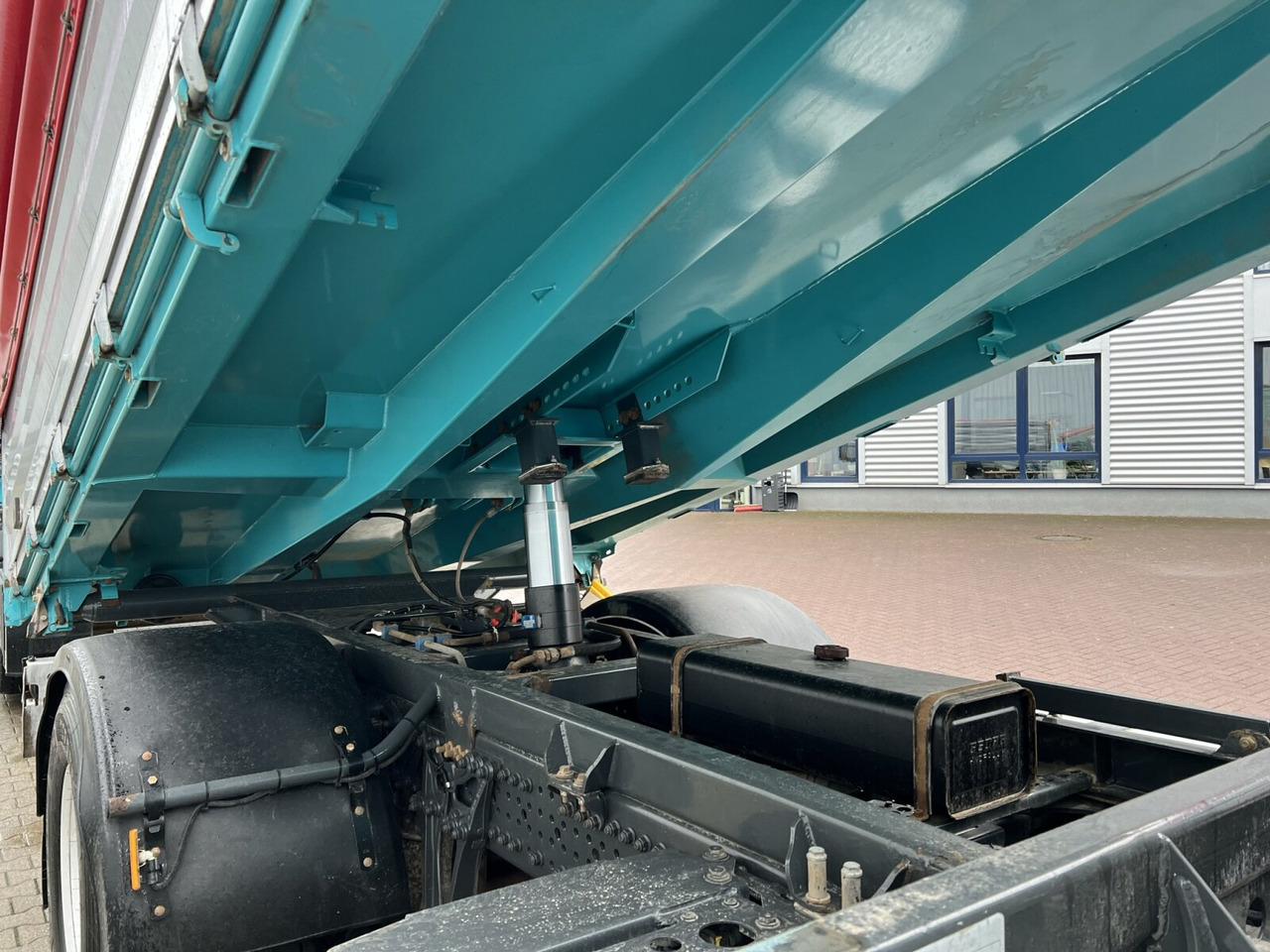 Kravas automašīna pašizgāzējs Mercedes-Benz Arocs 1846 LK 4x4 HAD Arocs 1846 LK 4x4 HAD, HydroDrive, Retarder, Alu-Bordwände, ca. 10m³: foto 13 Kravas automašīna pašizgāzējs Mercedes-Benz Arocs 1846 LK 4x4 HAD Arocs 1846 LK 4x4 HAD, HydroDrive, Retarder, Alu-Bordwände, ca. 10m³: foto 13