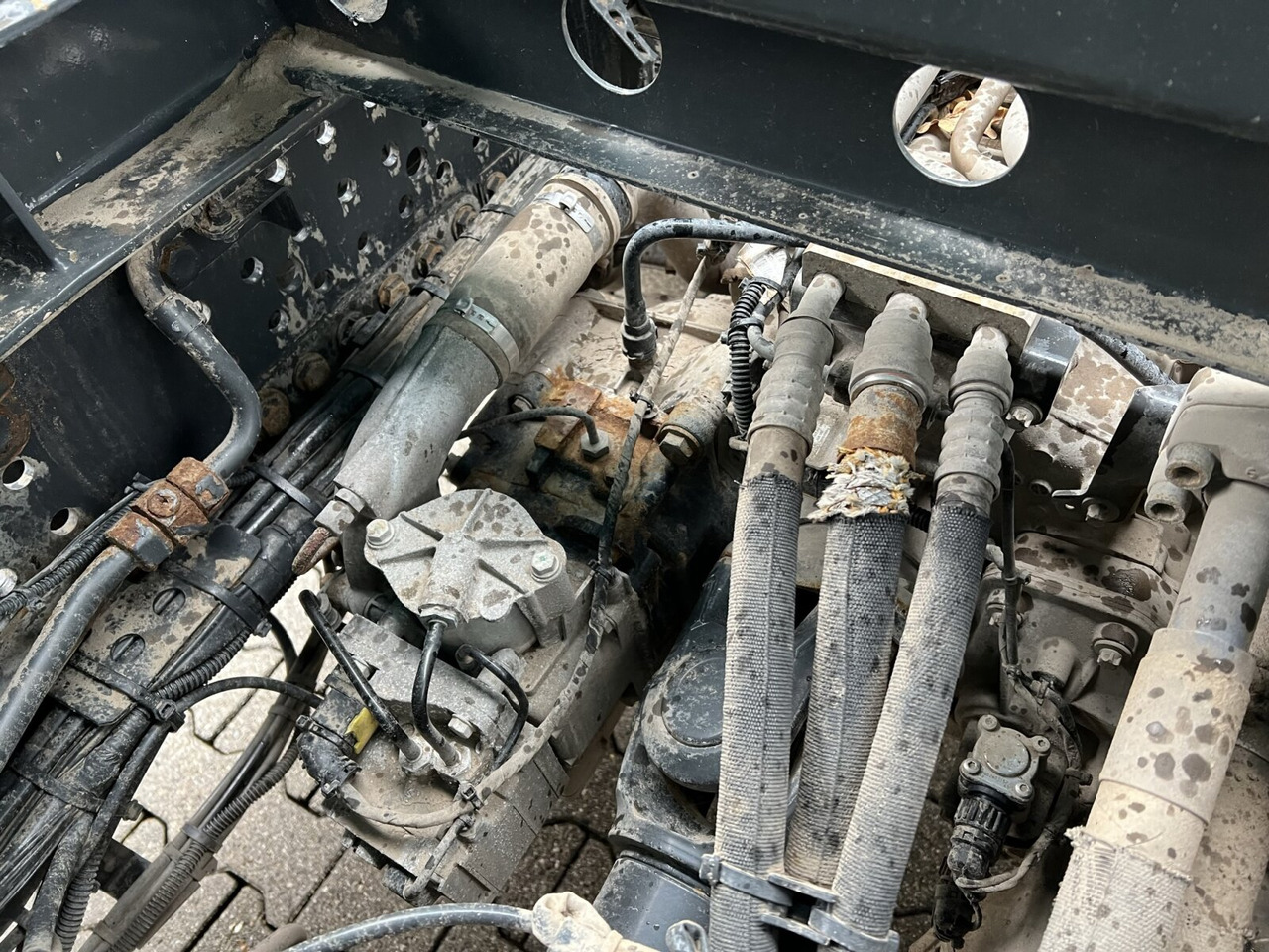 Kravas automašīna pašizgāzējs Mercedes-Benz Arocs 1846 LK 4x4 HAD Arocs 1846 LK 4x4 HAD, HydroDrive, Retarder, Alu-Bordwände, ca. 10m³: foto 15 Kravas automašīna pašizgāzējs Mercedes-Benz Arocs 1846 LK 4x4 HAD Arocs 1846 LK 4x4 HAD, HydroDrive, Retarder, Alu-Bordwände, ca. 10m³: foto 15