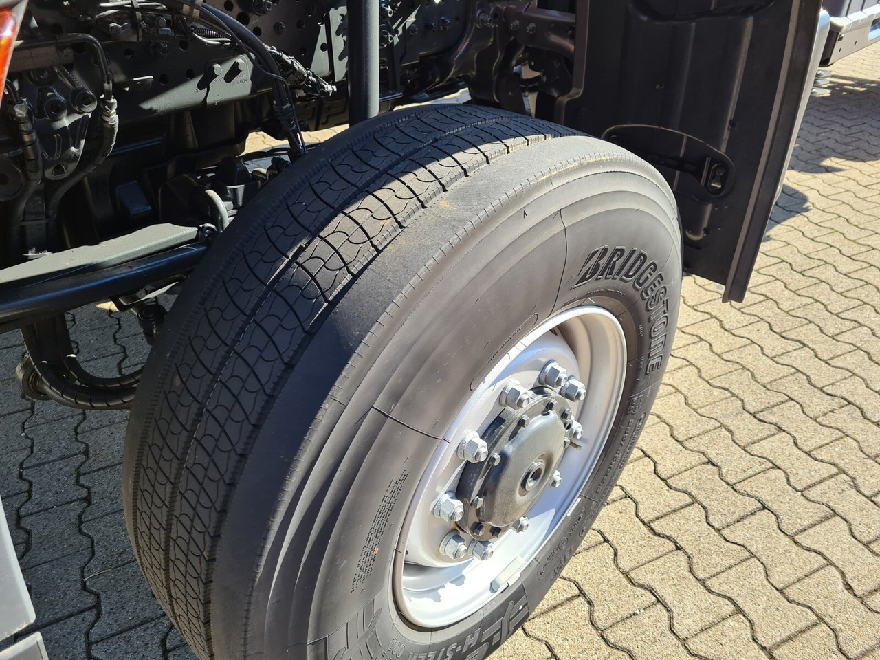 Mercedes-Benz Arocs 2033 A 4x4 Arocs 2033 A 4x4, Grounder, Motorabtrieb - Šasija kravas automašīna: foto 4 Mercedes-Benz Arocs 2033 A 4x4 Arocs 2033 A 4x4, Grounder, Motorabtrieb - Šasija kravas automašīna: foto 4