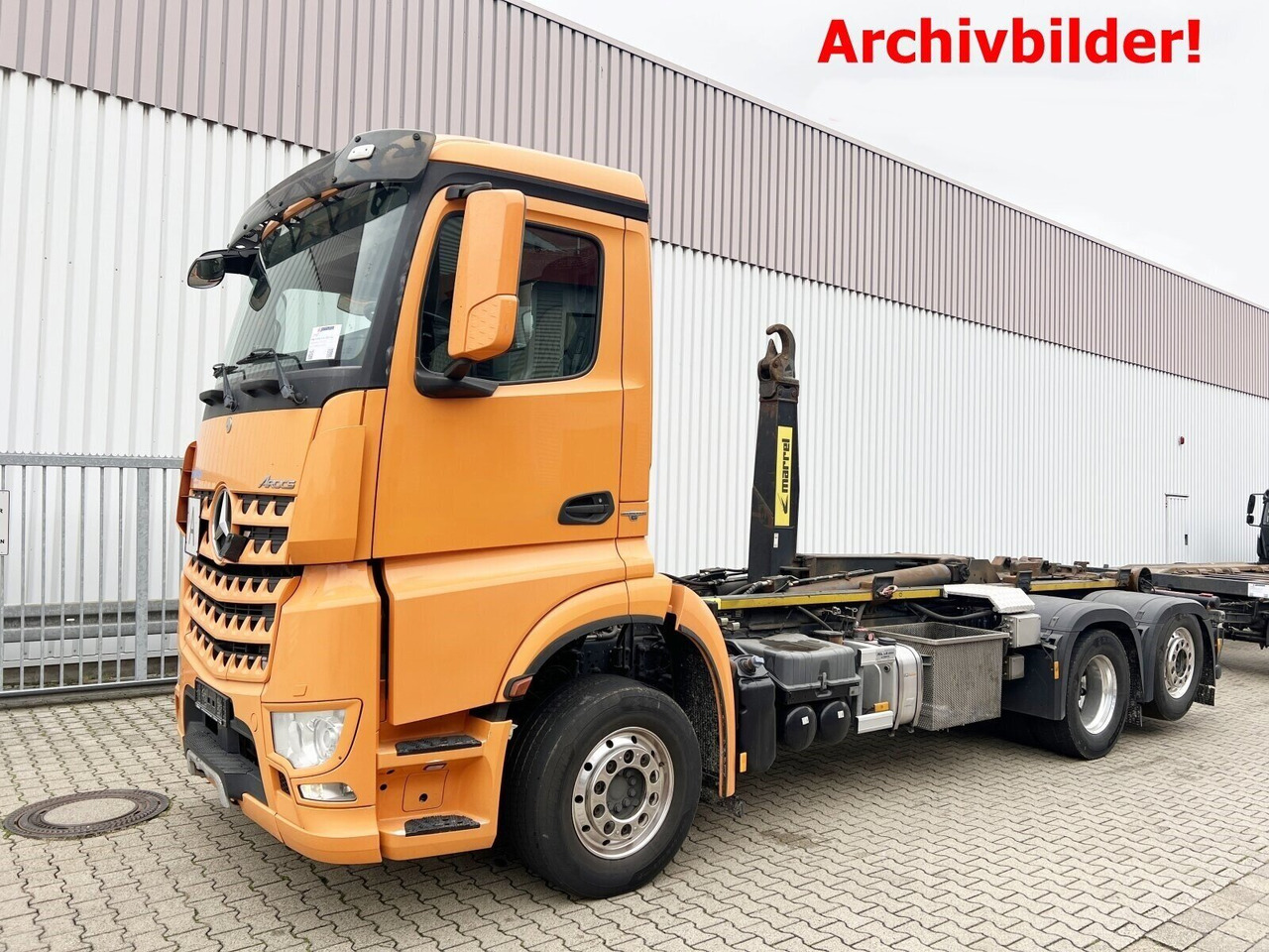 Mercedes-Benz Arocs 2552 L 6x2 Arocs 2552 L 6x2, Lenk-/Liftachse - Pacēlājs ar āķi: foto 1 Mercedes-Benz Arocs 2552 L 6x2 Arocs 2552 L 6x2, Lenk-/Liftachse - Pacēlājs ar āķi: foto 1