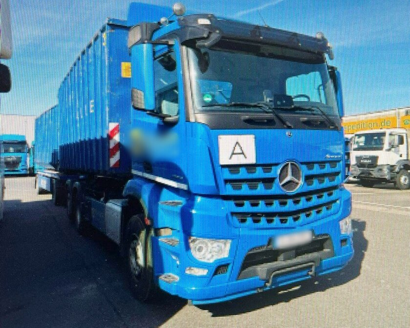Mercedes-Benz Arocs 2553 L 6x2 Arocs 2553 L 6x2, Lenk-/Liftachse, Navi - Pacēlājs ar āķi: foto 1 Mercedes-Benz Arocs 2553 L 6x2 Arocs 2553 L 6x2, Lenk-/Liftachse, Navi - Pacēlājs ar āķi: foto 1