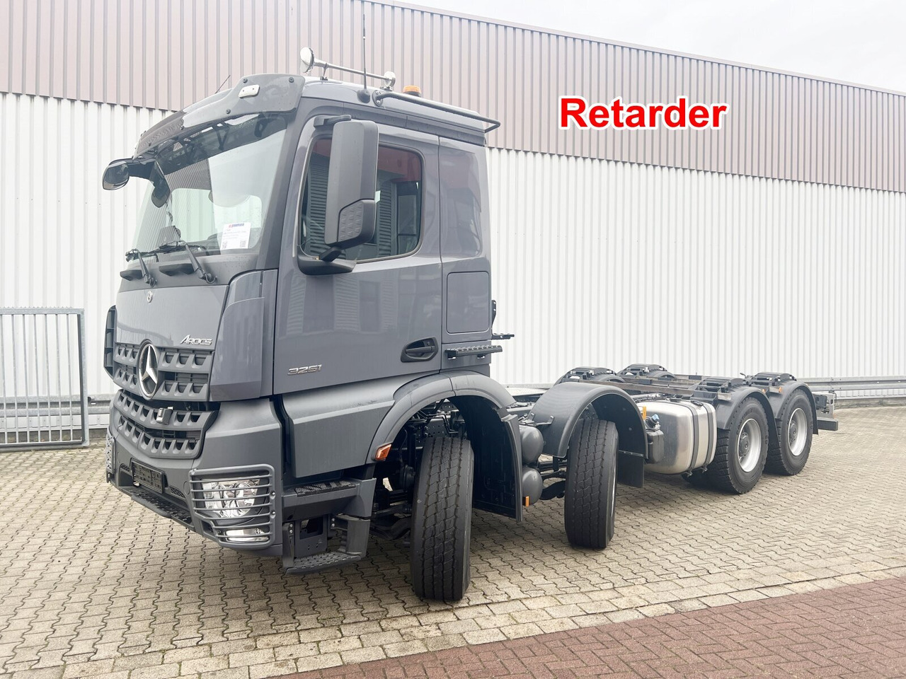Mercedes-Benz Arocs 3251 L 8x4/4 Arocs 3251 L 8x4/4, mit Motorabtrieb C plus NA - Šasija kravas automašīna: foto 1 Mercedes-Benz Arocs 3251 L 8x4/4 Arocs 3251 L 8x4/4, mit Motorabtrieb C plus NA - Šasija kravas automašīna: foto 1