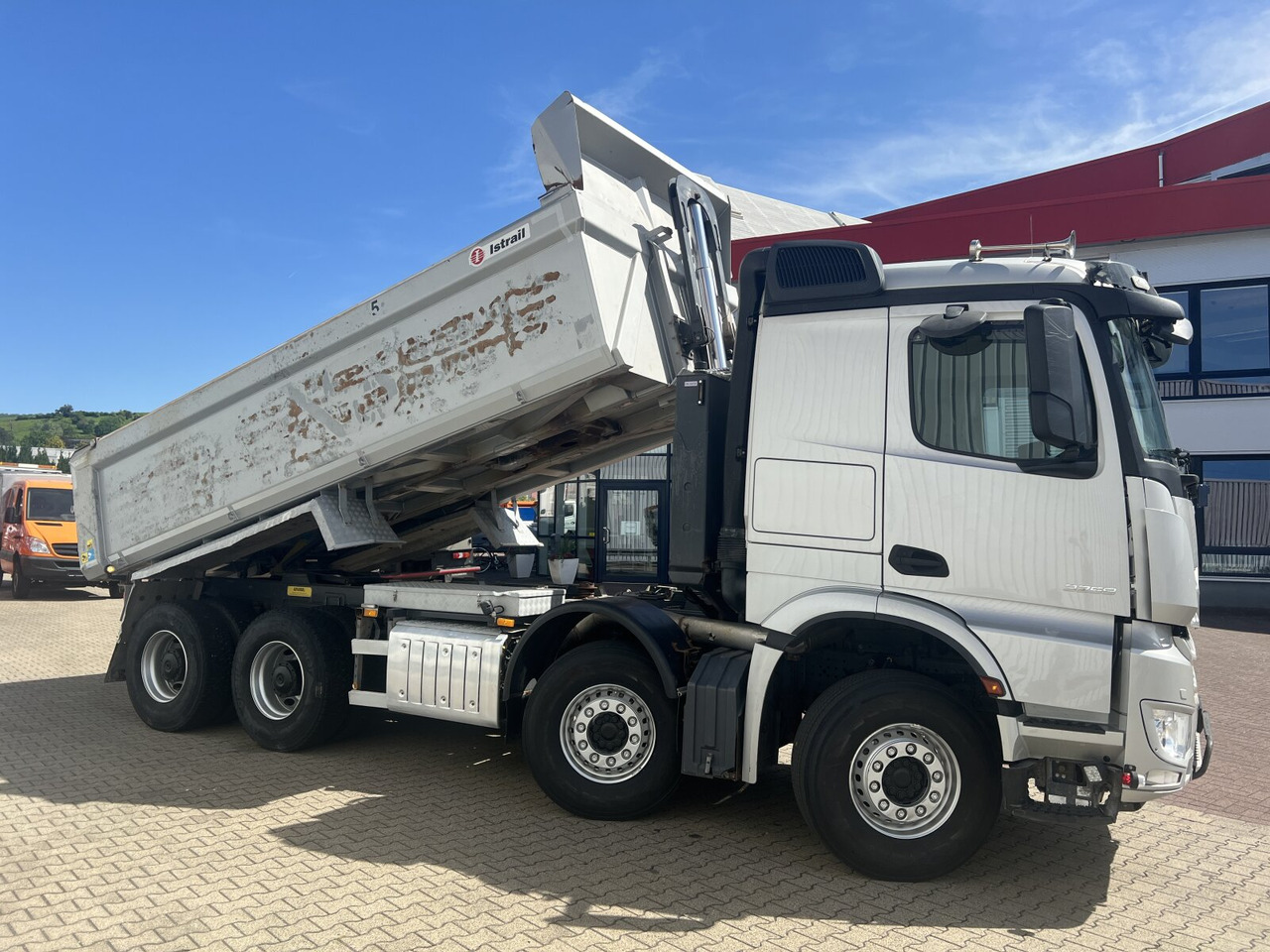 Bezceļu pašizgāzējs Mercedes-Benz Arocs 3251 LK 8x4/4 Arocs 3251 LK 8x4/4, Retarder, Stahlmulde ca. 15m³, hydr. Heckklappe: foto 9