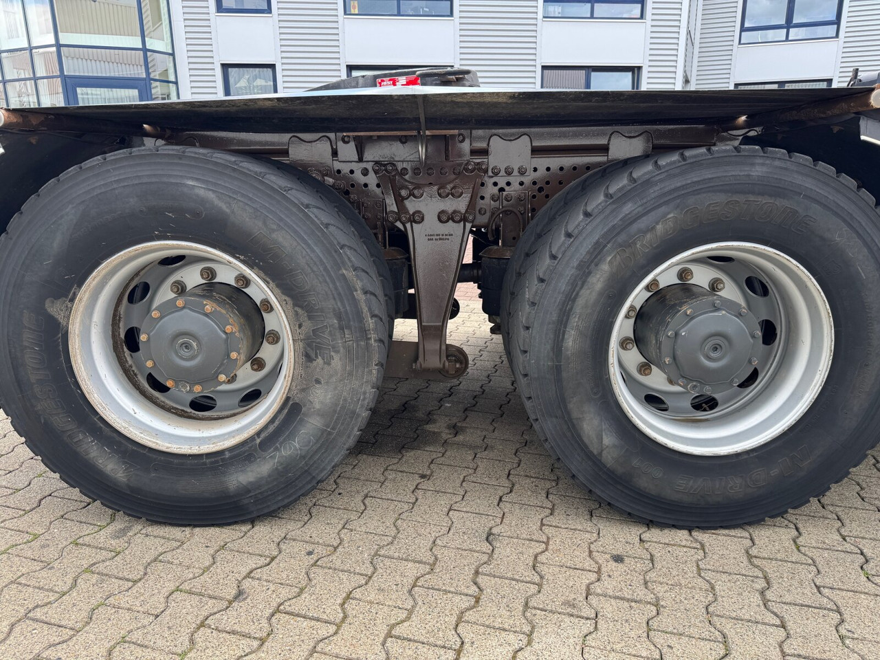 Mercedes-Benz Arocs 3351 LS 6x6 Arocs 3351 LS 6x6, Grounder, MirrorCam, Navi - Šasija kravas automašīna: foto 3 Mercedes-Benz Arocs 3351 LS 6x6 Arocs 3351 LS 6x6, Grounder, MirrorCam, Navi - Šasija kravas automašīna: foto 3