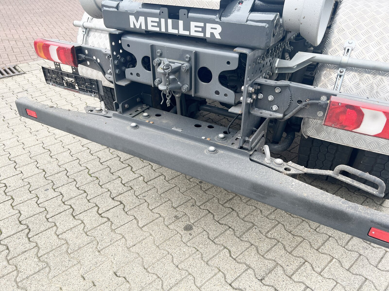 Mercedes-Benz Arocs 4142/48 8x4/4 Arocs 4142/48 8x4/4, Grounder, Meiller RS26 62-K, Funk, Motorabtrieb - Pacēlājs ar āķi: foto 3 Mercedes-Benz Arocs 4142/48 8x4/4 Arocs 4142/48 8x4/4, Grounder, Meiller RS26 62-K, Funk, Motorabtrieb - Pacēlājs ar āķi: foto 3