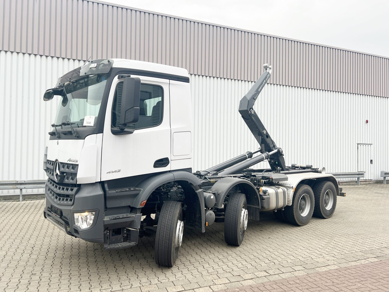 Mercedes-Benz Arocs 4142/48 8x4/4 Arocs 4142/48 8x4/4, Grounder, Meiller RS26 62-K, Funk, Motorabtrieb - Pacēlājs ar āķi: foto 1 Mercedes-Benz Arocs 4142/48 8x4/4 Arocs 4142/48 8x4/4, Grounder, Meiller RS26 62-K, Funk, Motorabtrieb - Pacēlājs ar āķi: foto 1