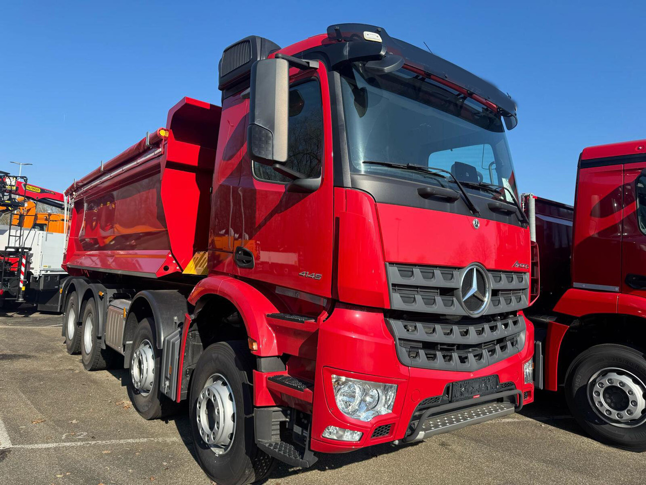 Mercedes-Benz Arocs 4145 K 8x4/4 Arocs 4145 K 8x4/4, Grounder, MultimediaCockpit, Navi, Stahlmulde ca. 16m³ - Bezceļu pašizgāzējs: foto 1 Mercedes-Benz Arocs 4145 K 8x4/4 Arocs 4145 K 8x4/4, Grounder, MultimediaCockpit, Navi, Stahlmulde ca. 16m³ - Bezceļu pašizgāzējs: foto 1