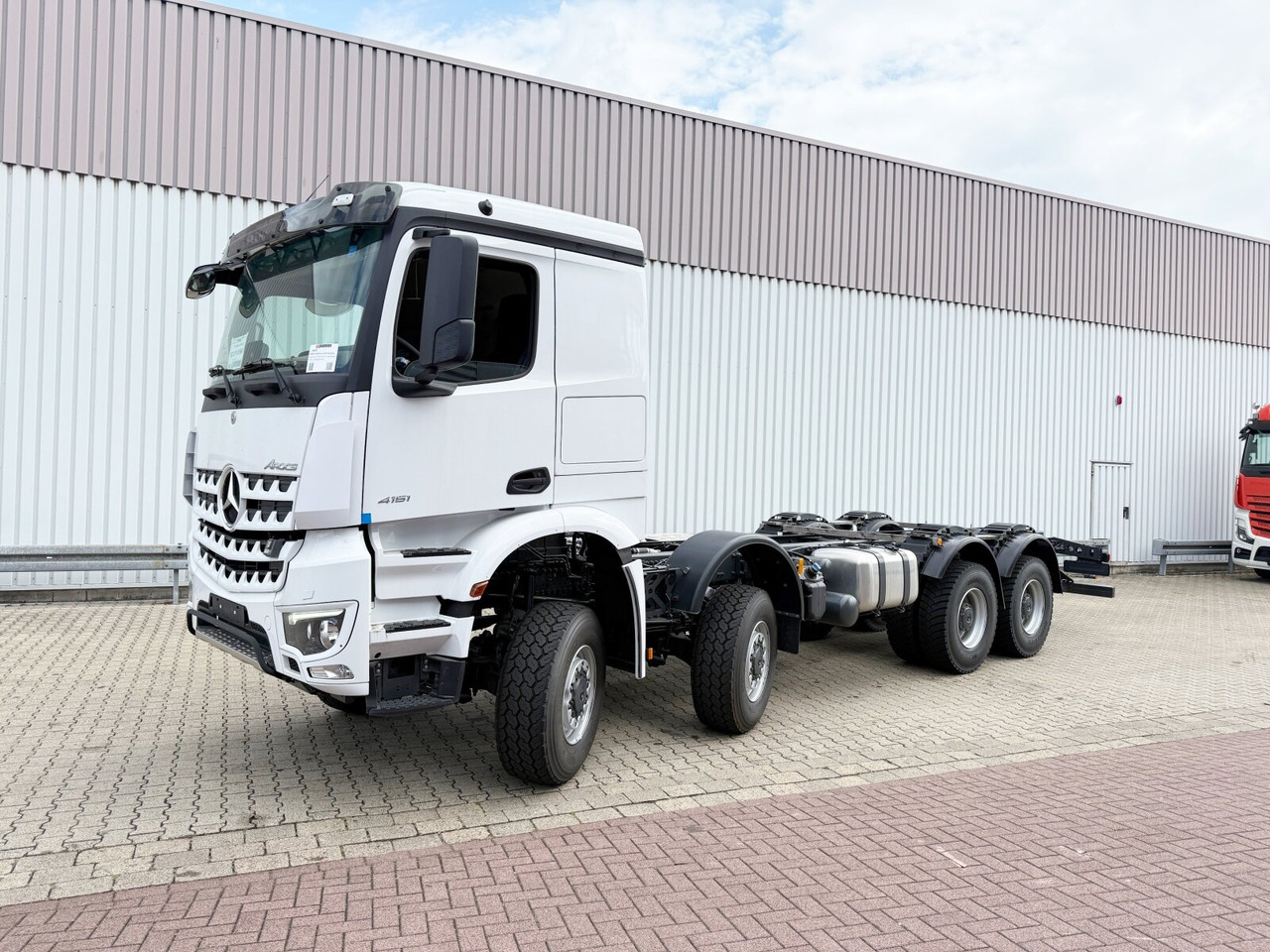 Mercedes-Benz Arocs 4151 AK 8x8/4 Arocs 4151 AK 8x8/4, Retarder, Navi, MultimediaCockpit, Grounder - Šasija kravas automašīna: foto 1 Mercedes-Benz Arocs 4151 AK 8x8/4 Arocs 4151 AK 8x8/4, Retarder, Navi, MultimediaCockpit, Grounder - Šasija kravas automašīna: foto 1