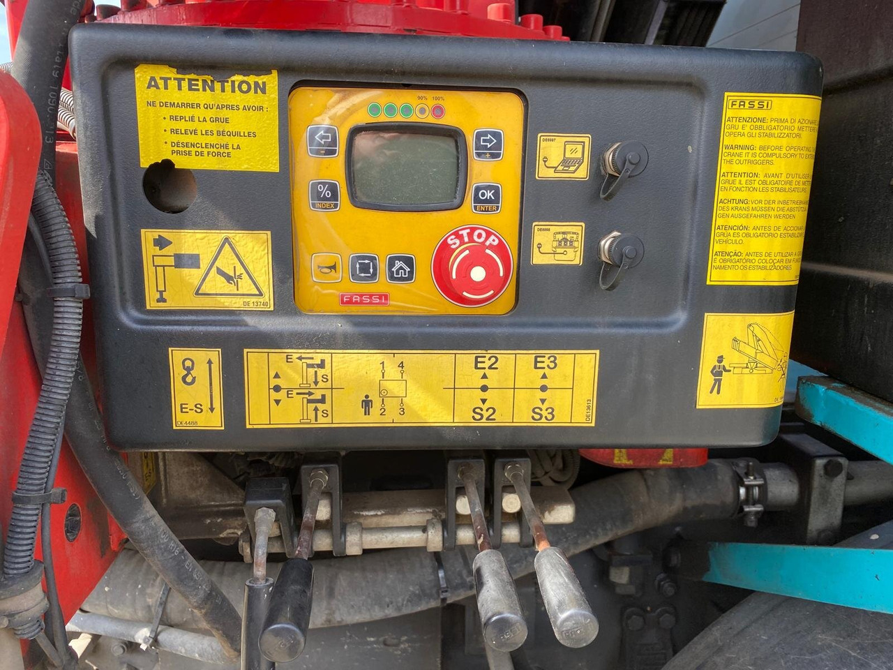 Mercedes-Benz Arocs 4151 K 8x4 Arocs 4151 K 8x4, Fassi Heckkran F 365 RA. 2.26 E Dynamic Funk - Kravas auto ar manipulatoru, Bortu kravas automašīna/ Platforma: foto 4 Mercedes-Benz Arocs 4151 K 8x4 Arocs 4151 K 8x4, Fassi Heckkran F 365 RA. 2.26 E Dynamic Funk - Kravas auto ar manipulatoru, Bortu kravas automašīna/ Platforma: foto 4