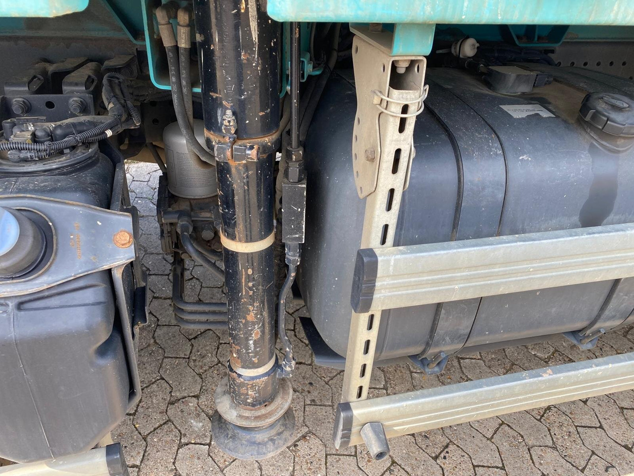 Mercedes-Benz Arocs 4151 K 8x4 Arocs 4151 K 8x4, Fassi Heckkran F 365 RA. 2.26 E Dynamic Funk - Kravas auto ar manipulatoru, Bortu kravas automašīna/ Platforma: foto 5 Mercedes-Benz Arocs 4151 K 8x4 Arocs 4151 K 8x4, Fassi Heckkran F 365 RA. 2.26 E Dynamic Funk - Kravas auto ar manipulatoru, Bortu kravas automašīna/ Platforma: foto 5