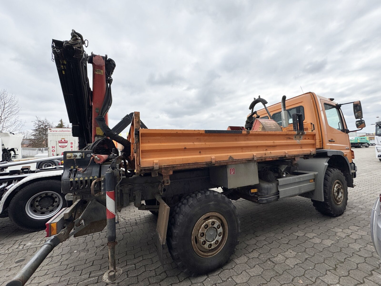 Šasija kravas automašīna, Kravas auto ar manipulatoru Mercedes-Benz Atego 1023 A 4x4 mit Unfallschaden! Atego 1023 A 4x4, Einzelbereifung, Heckkran Palfinger PK4501-B, Funk, UNFALLSCHADEN!: foto 9