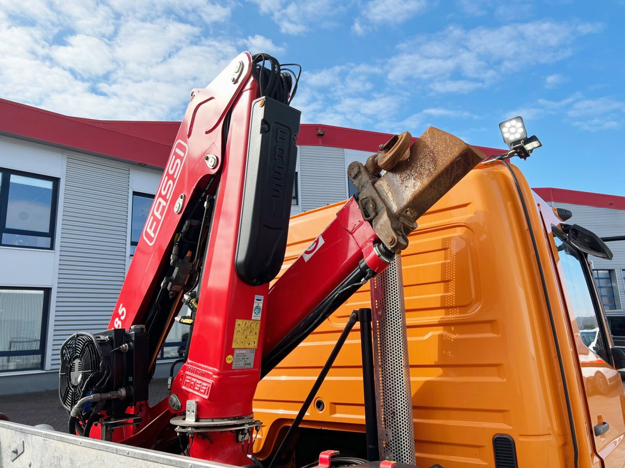 Kravas auto ar manipulatoru, Bortu kravas automašīna/ Platforma Mercedes-Benz Atego 1023 L 4x2 Atego 1023 L 4x2 mit Kran Fassi F85B.0.21: foto 11