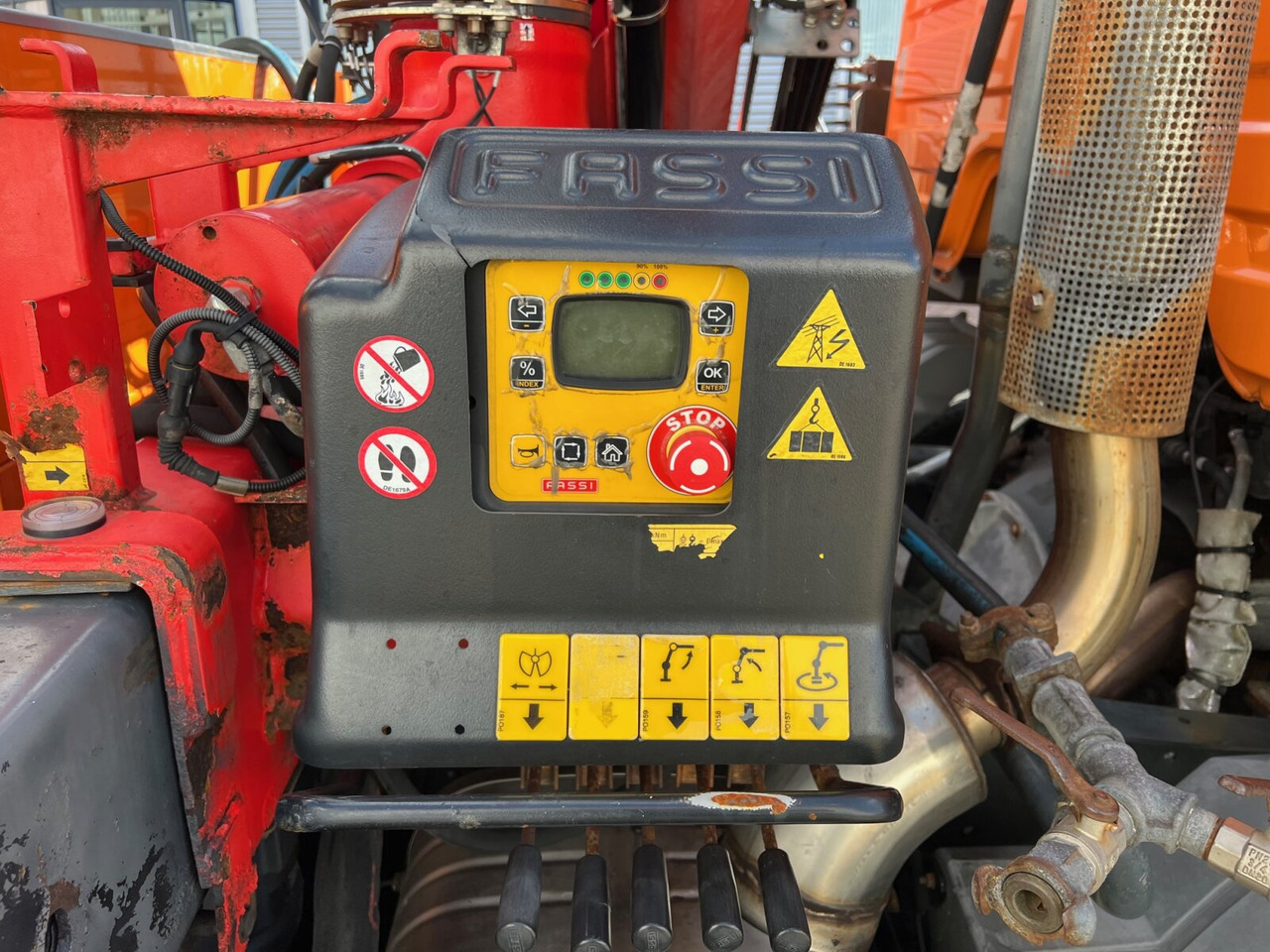 Mercedes-Benz Atego 1024 L 4x2 Atego 1024 L 4x2 mit Kran Fassi F80A.0.21 - Kravas auto ar manipulatoru, Bortu kravas automašīna/ Platforma: foto 3 Mercedes-Benz Atego 1024 L 4x2 Atego 1024 L 4x2 mit Kran Fassi F80A.0.21 - Kravas auto ar manipulatoru, Bortu kravas automašīna/ Platforma: foto 3