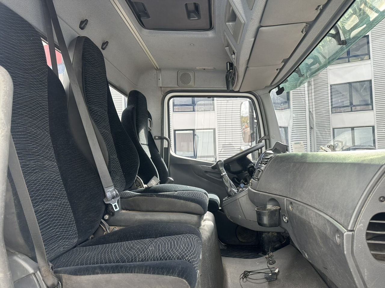 Mercedes-Benz Atego 1223 K 4x2 Atego 1223 K 4x2, AHK-Öl - Kravas automašīna pašizgāzējs: foto 5 Mercedes-Benz Atego 1223 K 4x2 Atego 1223 K 4x2, AHK-Öl - Kravas automašīna pašizgāzējs: foto 5