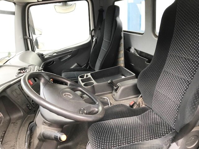 Mercedes-Benz Atego 1224 L 4x2 Atego 1224 L 4x2 Glastransporter, gegen Aufpreis Heckkran Fassi F95A21 - Bortu kravas automašīna/ Platforma, Kravas auto ar manipulatoru: foto 4 Mercedes-Benz Atego 1224 L 4x2 Atego 1224 L 4x2 Glastransporter, gegen Aufpreis Heckkran Fassi F95A21 - Bortu kravas automašīna/ Platforma, Kravas auto ar manipulatoru: foto 4