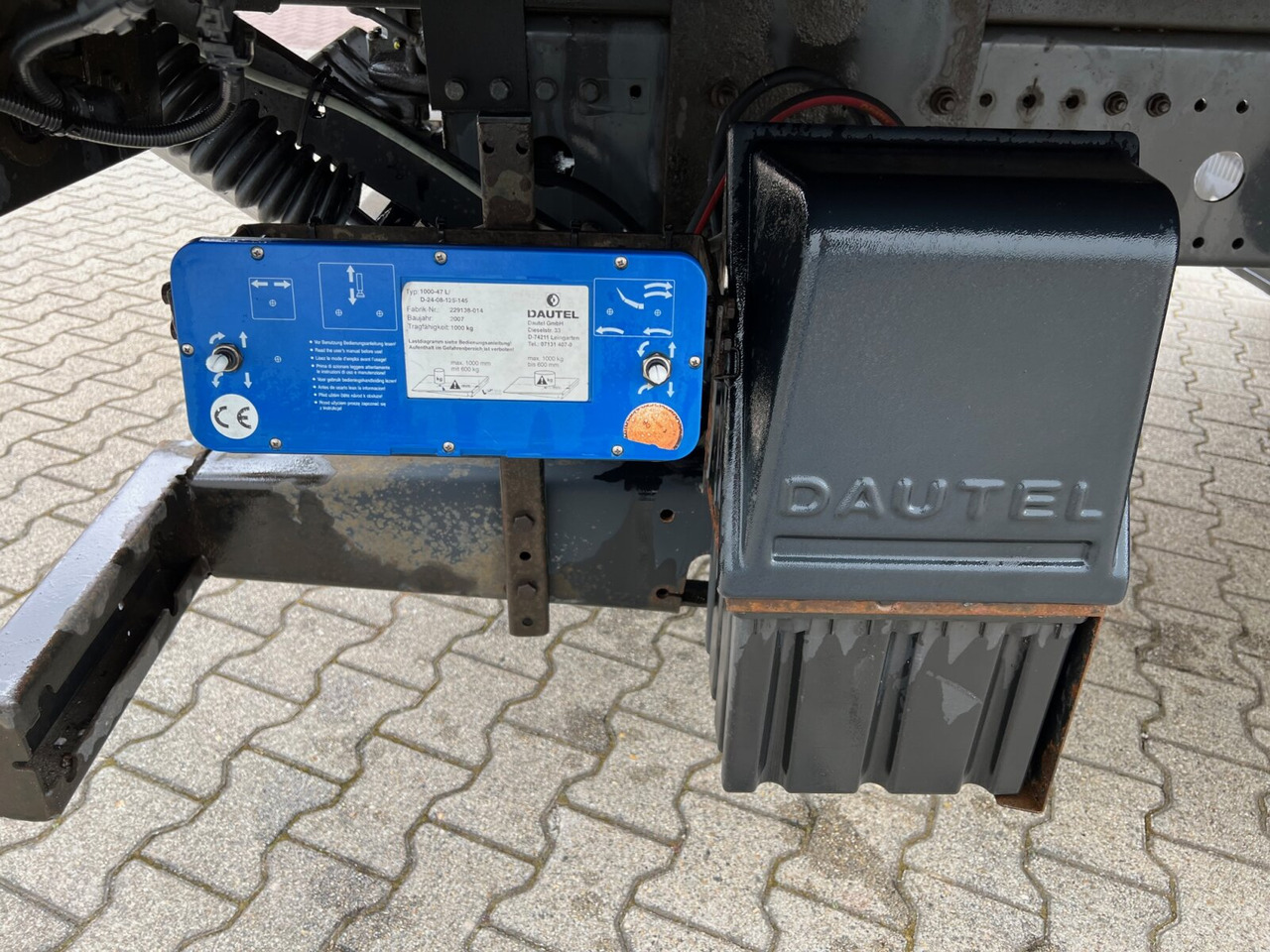 Kravas automašīna ar slēgto virsbūvi Mercedes-Benz Atego 1224 L 4x2 Atego 1224 L, Möbelkoffer, Dautel LBW, 42 cbm: foto 14