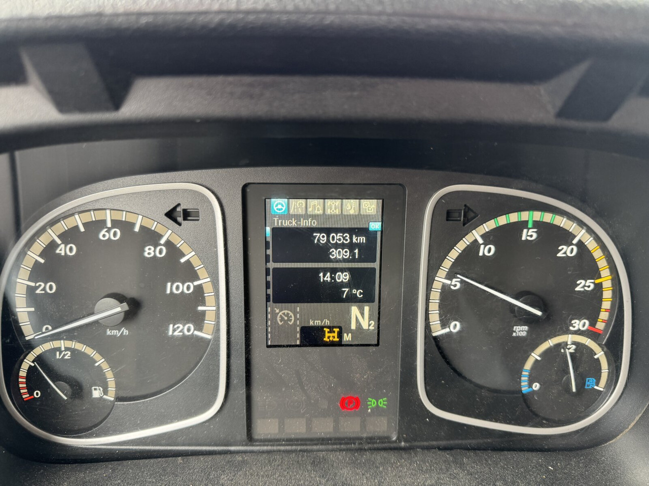 Mercedes-Benz Atego 1530 K 4x2 Atego 1530 K 4x2, 2x AHK - Kravas automašīna pašizgāzējs: foto 3 Mercedes-Benz Atego 1530 K 4x2 Atego 1530 K 4x2, 2x AHK - Kravas automašīna pašizgāzējs: foto 3