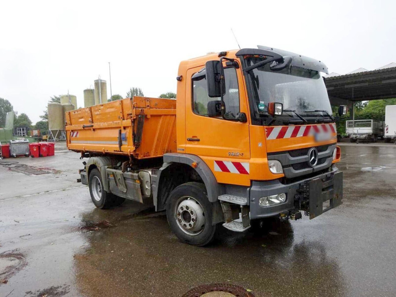 Mercedes-Benz Atego 1624 AK 4x4 Atego 1624 AK 4x4, AT-Motor, Winterdienstausstattung - Kravas automašīna pašizgāzējs, Kravas auto ar manipulatoru: foto 2 Mercedes-Benz Atego 1624 AK 4x4 Atego 1624 AK 4x4, AT-Motor, Winterdienstausstattung - Kravas automašīna pašizgāzējs, Kravas auto ar manipulatoru: foto 2