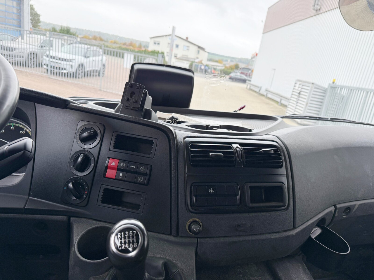 Mercedes-Benz Atego 1630 K 4x2 Atego 1630 K 4x2, Meiller 3-Seiten, 2 x AHK Öl - Kravas automašīna pašizgāzējs: foto 3 Mercedes-Benz Atego 1630 K 4x2 Atego 1630 K 4x2, Meiller 3-Seiten, 2 x AHK Öl - Kravas automašīna pašizgāzējs: foto 3