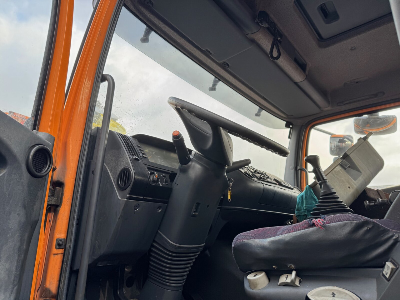 Mercedes-Benz Atego 1828 4x4 Atego 1828 4x4, Tele-Absetzer, Winterdienstausstattung līzingu Mercedes-Benz Atego 1828 4x4 Atego 1828 4x4, Tele-Absetzer, Winterdienstausstattung: foto 8 Mercedes-Benz Atego 1828 4x4 Atego 1828 4x4, Tele-Absetzer, Winterdienstausstattung līzingu Mercedes-Benz Atego 1828 4x4 Atego 1828 4x4, Tele-Absetzer, Winterdienstausstattung: foto 8