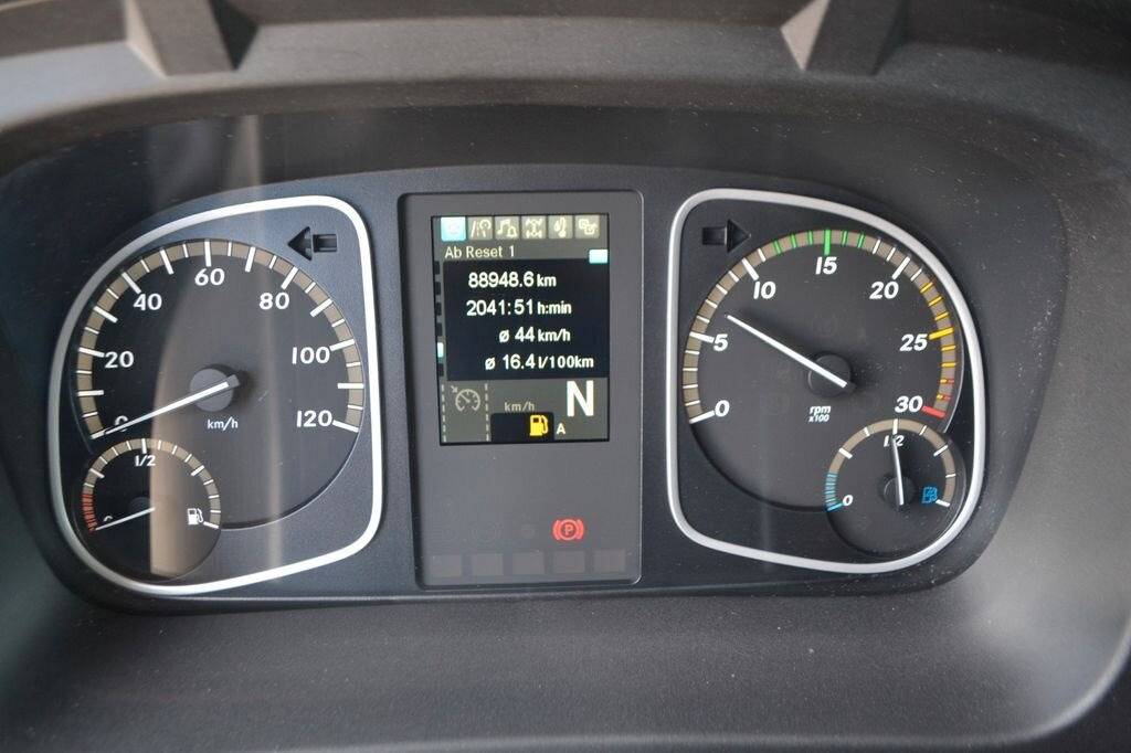 Mercedes-Benz Atego 816 4x2 Atego 816 4x2, City-Abroller - Pacēlājs ar āķi: foto 3 Mercedes-Benz Atego 816 4x2 Atego 816 4x2, City-Abroller - Pacēlājs ar āķi: foto 3