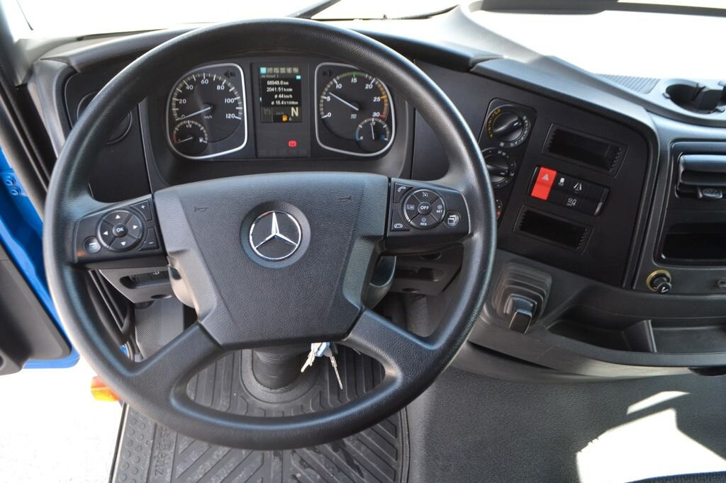 Mercedes-Benz Atego 816 4x2 Atego 816 4x2, City-Abroller - Pacēlājs ar āķi: foto 2 Mercedes-Benz Atego 816 4x2 Atego 816 4x2, City-Abroller - Pacēlājs ar āķi: foto 2