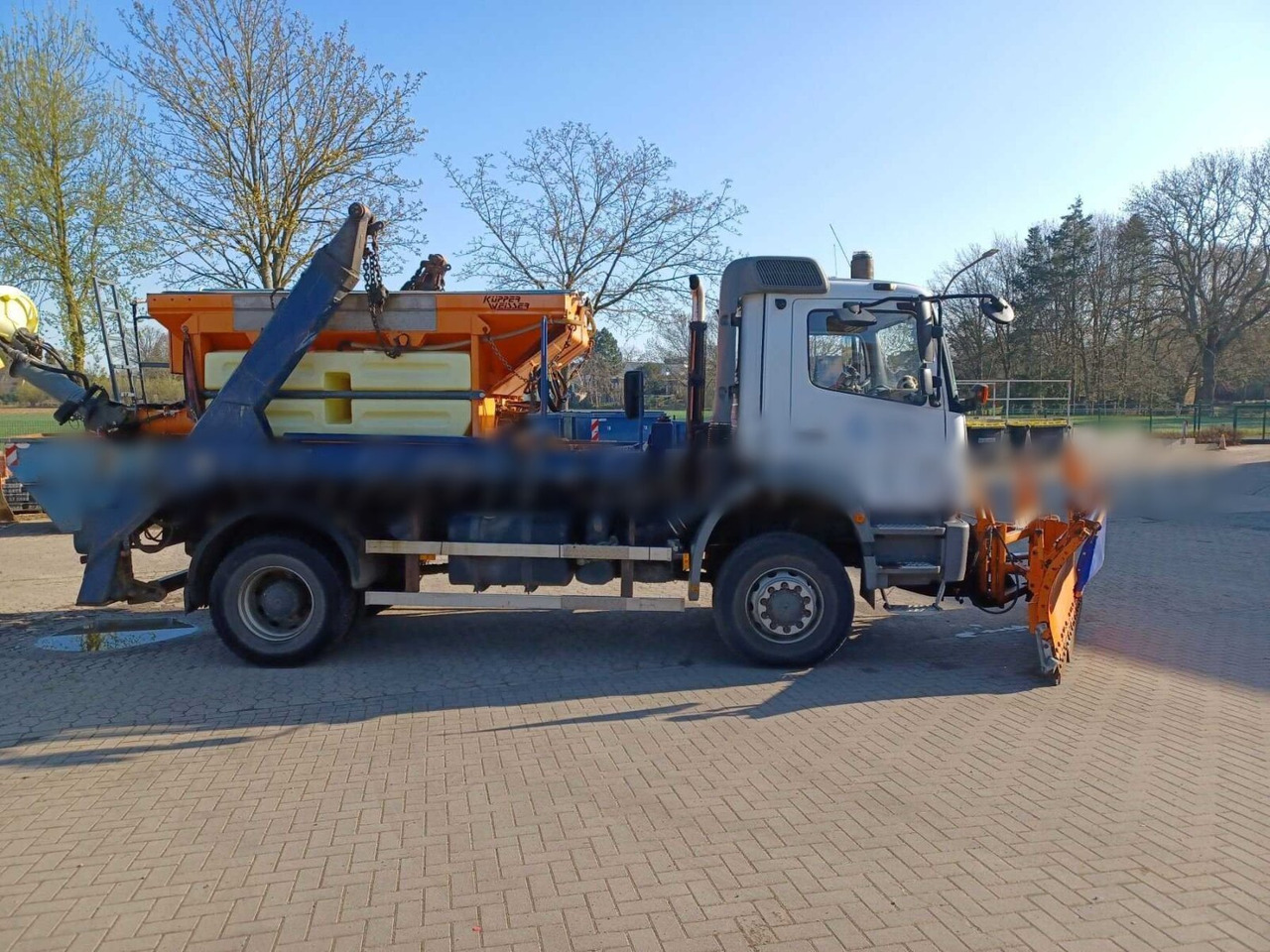 Mercedes-Benz Axor 1824 4x4 Axor 1824 4x4, Tele-Absetzer, Winterdienstausstattung - Būvgružu konteineru vedējs: foto 3 Mercedes-Benz Axor 1824 4x4 Axor 1824 4x4, Tele-Absetzer, Winterdienstausstattung - Būvgružu konteineru vedējs: foto 3