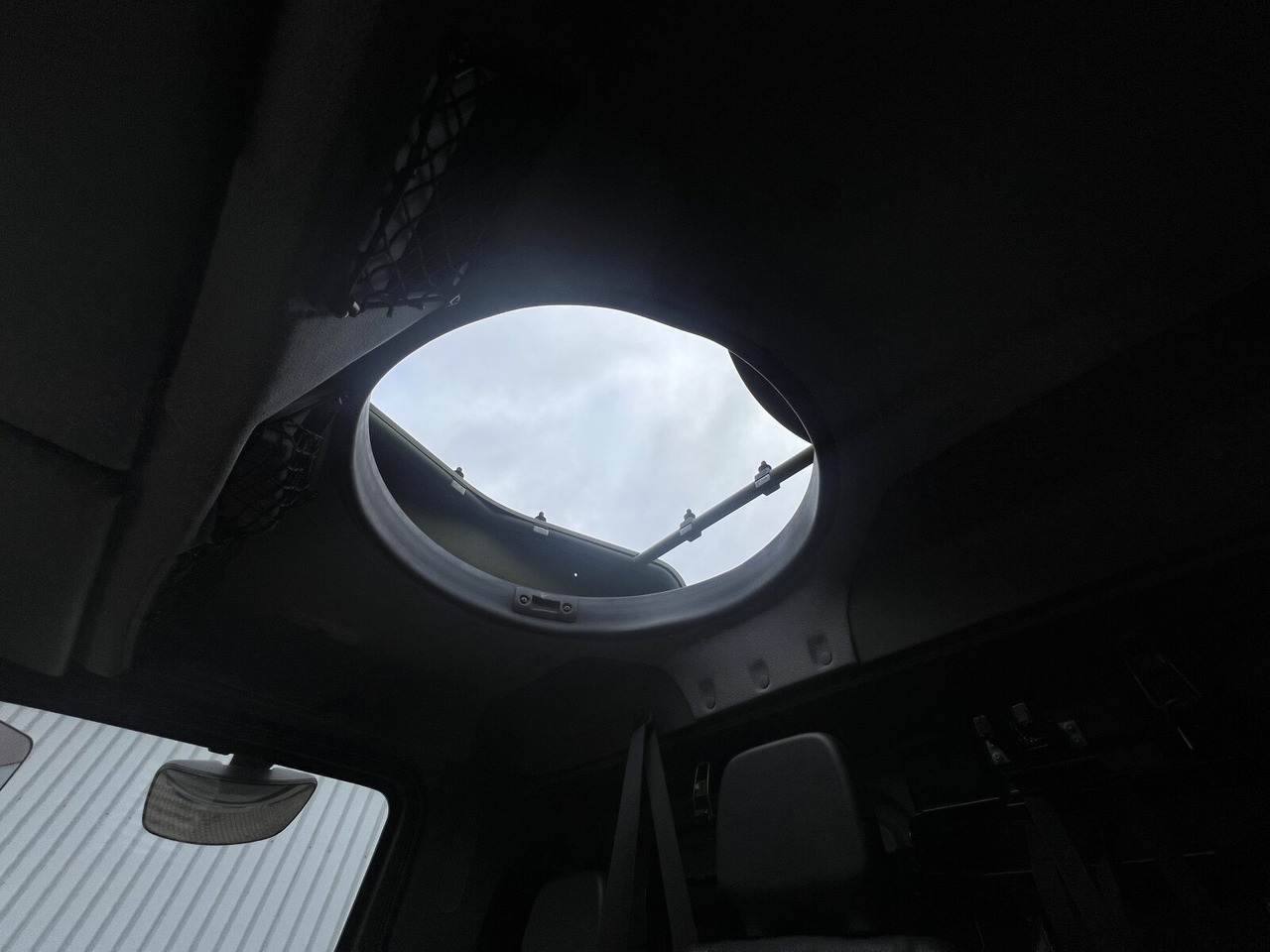 Mercedes-Benz Axor 1829 A 4x4 Axor 1829 A 4x4, Ex- - Bortu kravas automašīna/ Platforma: foto 5 Mercedes-Benz Axor 1829 A 4x4 Axor 1829 A 4x4, Ex- - Bortu kravas automašīna/ Platforma: foto 5
