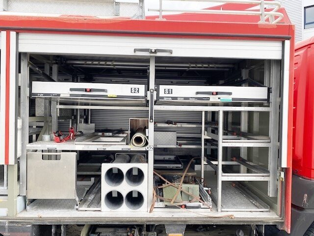 Mercedes-Benz LK 814 F 4x2 LK 814 F 4x2, Ziegler RW1, 6-Zylinder Motor - Ugunsdzēsēju mašīna: foto 2 Mercedes-Benz LK 814 F 4x2 LK 814 F 4x2, Ziegler RW1, 6-Zylinder Motor - Ugunsdzēsēju mašīna: foto 2