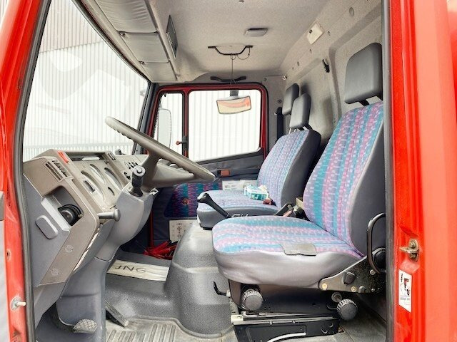 Mercedes-Benz LK 814 F 4x2 LK 814 F 4x2, Ziegler RW1, 6-Zylinder Motor - Ugunsdzēsēju mašīna: foto 4 Mercedes-Benz LK 814 F 4x2 LK 814 F 4x2, Ziegler RW1, 6-Zylinder Motor - Ugunsdzēsēju mašīna: foto 4