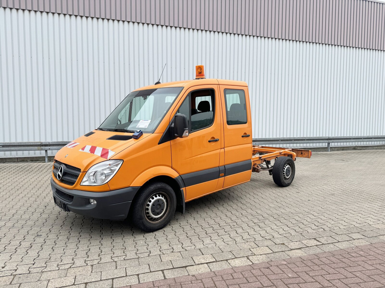 Mercedes-Benz Sprinter 313 CDI 4x2 Doka Sprinter 313 CDI 4x2 Doka, EEV - Šasija kravas automašīna: foto 1 Mercedes-Benz Sprinter 313 CDI 4x2 Doka Sprinter 313 CDI 4x2 Doka, EEV - Šasija kravas automašīna: foto 1