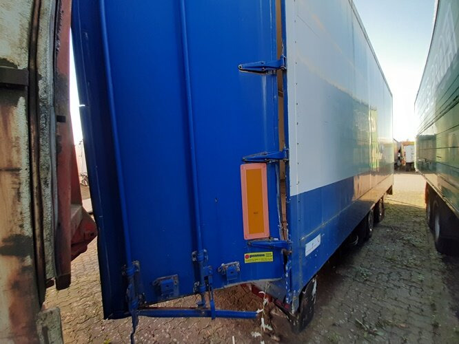 - - SCHIER Kofferanhänger mit Hubboden - Piekabe slēgtā virsbūve: foto 2 - - SCHIER Kofferanhänger mit Hubboden - Piekabe slēgtā virsbūve: foto 2