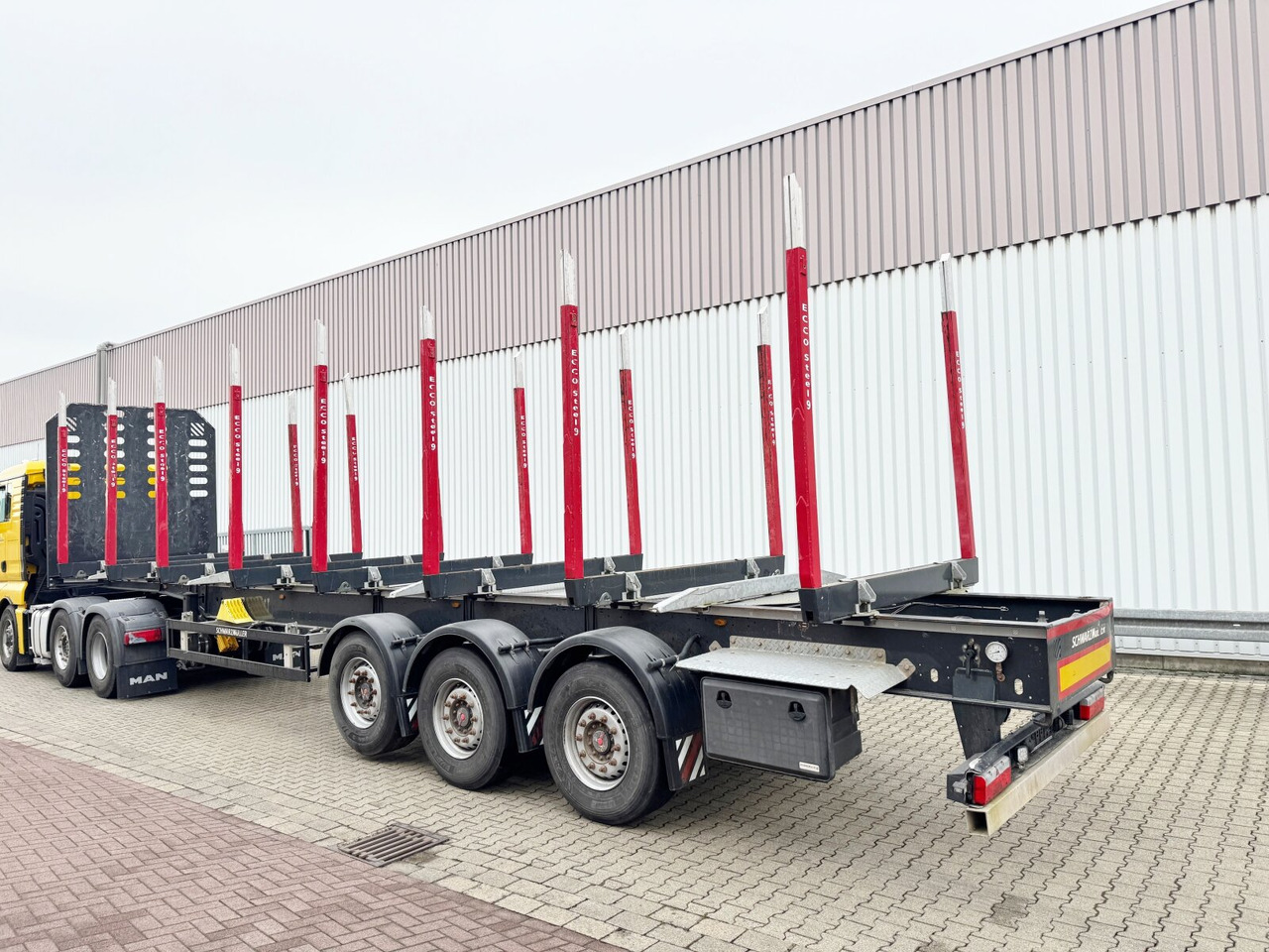 Schwarzmüller 3-Achs Holzauflieger 3-Achs Holzauflieger, Liftachse, MEHRFACH VORHANDEN! - Kokvedēja puspiekabe: foto 5 Schwarzmüller 3-Achs Holzauflieger 3-Achs Holzauflieger, Liftachse, MEHRFACH VORHANDEN! - Kokvedēja puspiekabe: foto 5
