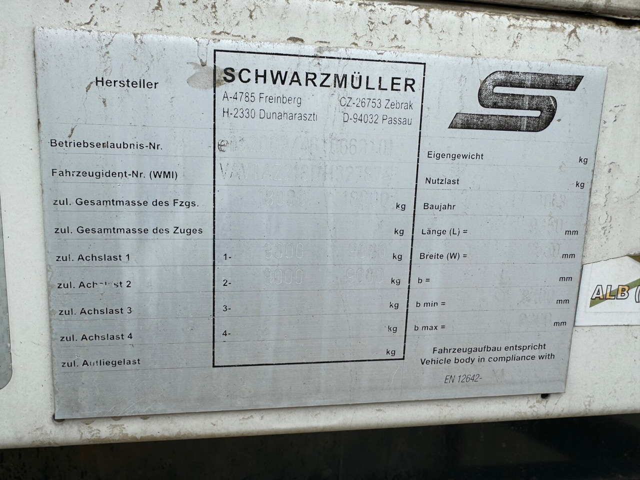 Schwarzmüller AZ 18 AZ 18 - Bortu piekabe/ Platforma: foto 3 Schwarzmüller AZ 18 AZ 18 - Bortu piekabe/ Platforma: foto 3