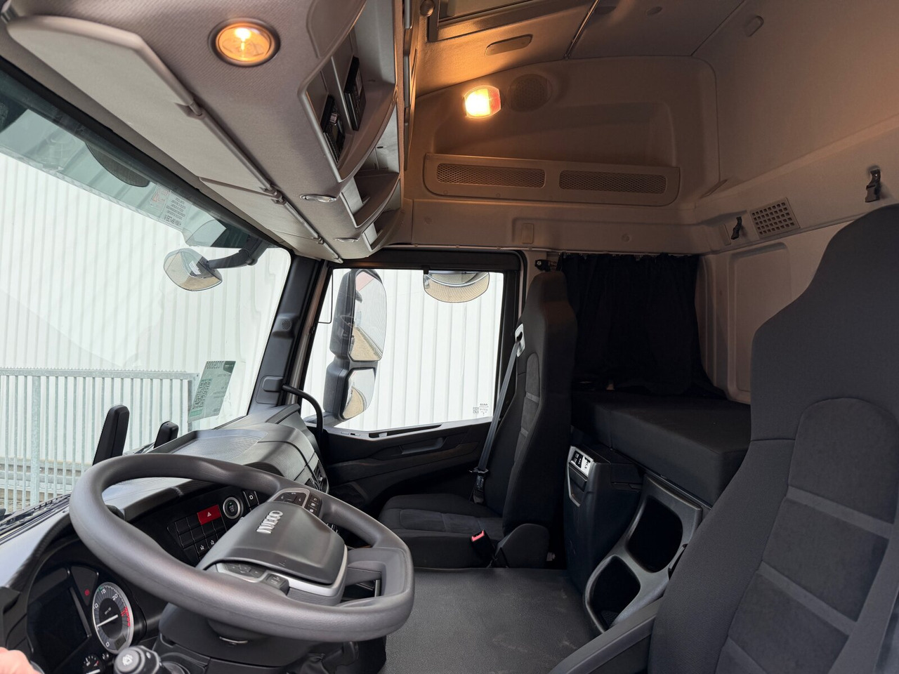 T-Way AT410T51 8x4 T-Way AT410T51 8x4, Retarder, Nebenantrieb, 4x VORHANDEN! - Šasija kravas automašīna: foto 2 T-Way AT410T51 8x4 T-Way AT410T51 8x4, Retarder, Nebenantrieb, 4x VORHANDEN! - Šasija kravas automašīna: foto 2