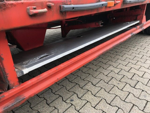 TRA-Kombi 18,0 TRA-Kombi 18,0 Abroll/Absetz/Tieflader - Multilift/ Būvgružu konteinera piekabe: foto 2 TRA-Kombi 18,0 TRA-Kombi 18,0 Abroll/Absetz/Tieflader - Multilift/ Būvgružu konteinera piekabe: foto 2