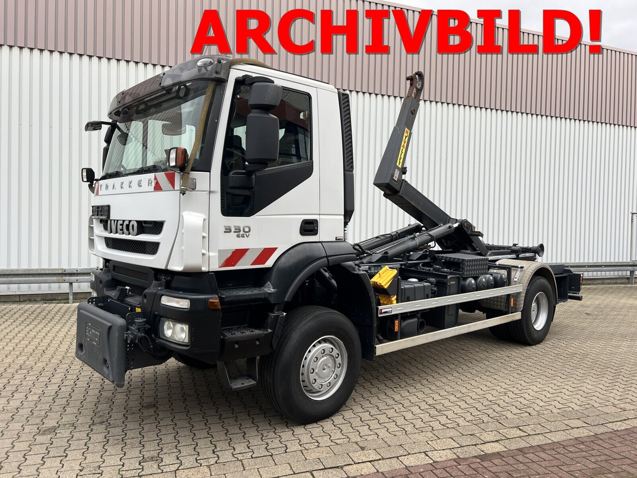 Trakker AD190T33WP 4x4 Trakker AD190T33WP 4x4, Winterdienstausstattung - Pacēlājs ar āķi: foto 1 Trakker AD190T33WP 4x4 Trakker AD190T33WP 4x4, Winterdienstausstattung - Pacēlājs ar āķi: foto 1