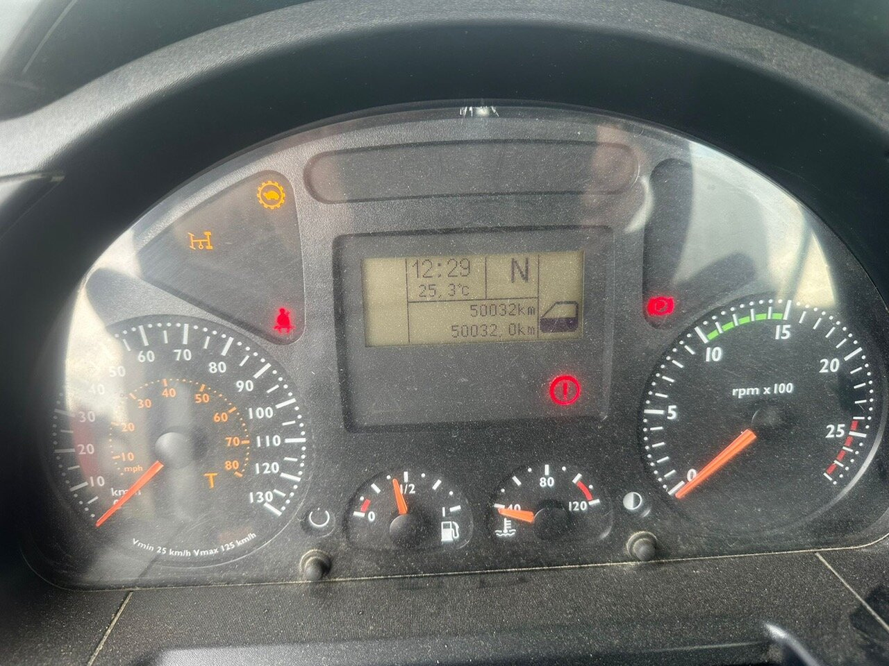 Trakker AD340T41B 8x4 Trakker AD340T41B 8x4, Betonmischer Stetter ca. 9m³ - Betonvedējs: foto 4 Trakker AD340T41B 8x4 Trakker AD340T41B 8x4, Betonmischer Stetter ca. 9m³ - Betonvedējs: foto 4