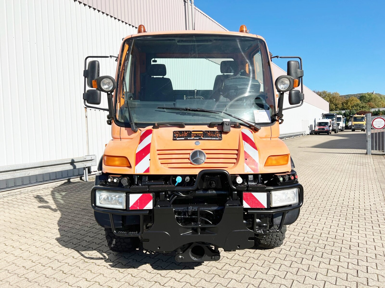 Kravas automašīna pašizgāzējs, Komunālā/ Specializētā tehnika Unimog U 300 4x4 U 300 4x4, Kipper, Kommunalhydraulik, VarioPilot, Zapfwelle: foto 7