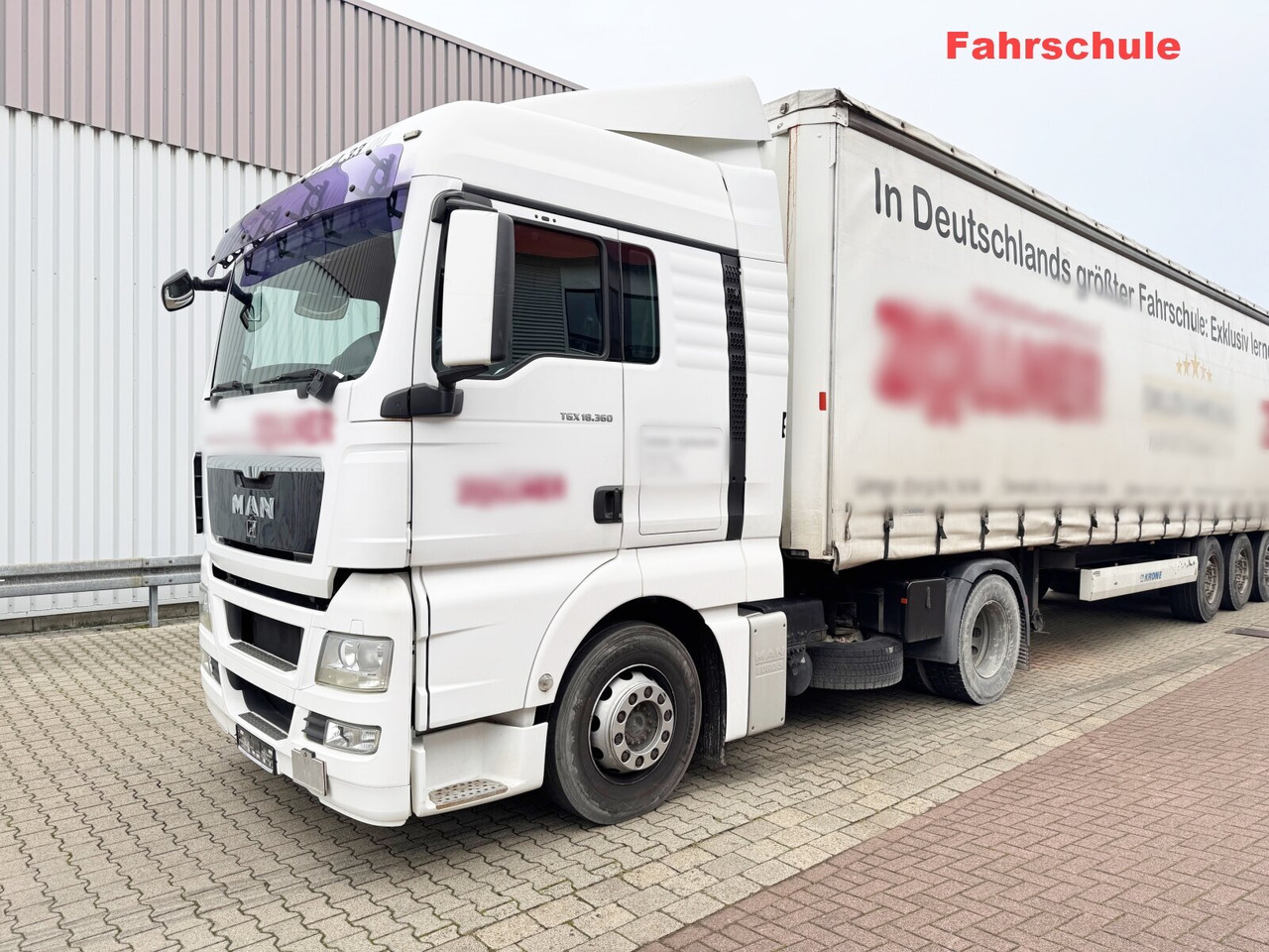 MAN TGX 18.360 4x2 BLS TGX 18.360 4x2 BLS, Fahrschulausstattung - Vilcējs: foto 1 MAN TGX 18.360 4x2 BLS TGX 18.360 4x2 BLS, Fahrschulausstattung - Vilcējs: foto 1