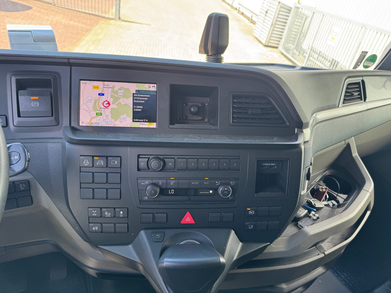 MAN TGX 18.470 4x2 BL TGX 18.470 4x2 BL, Retarder, Navi - Vilcējs: foto 4 MAN TGX 18.470 4x2 BL TGX 18.470 4x2 BL, Retarder, Navi - Vilcējs: foto 4