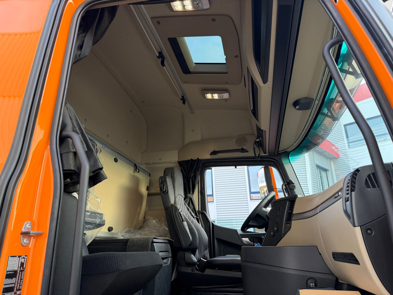 Jaunā Vilcējs Mercedes-Benz Actros 3363 LS 6x4 Actros 3363 LS 6x4, Retarder, SoloStar, MultimediaCockpit, Navi, LED: foto 6