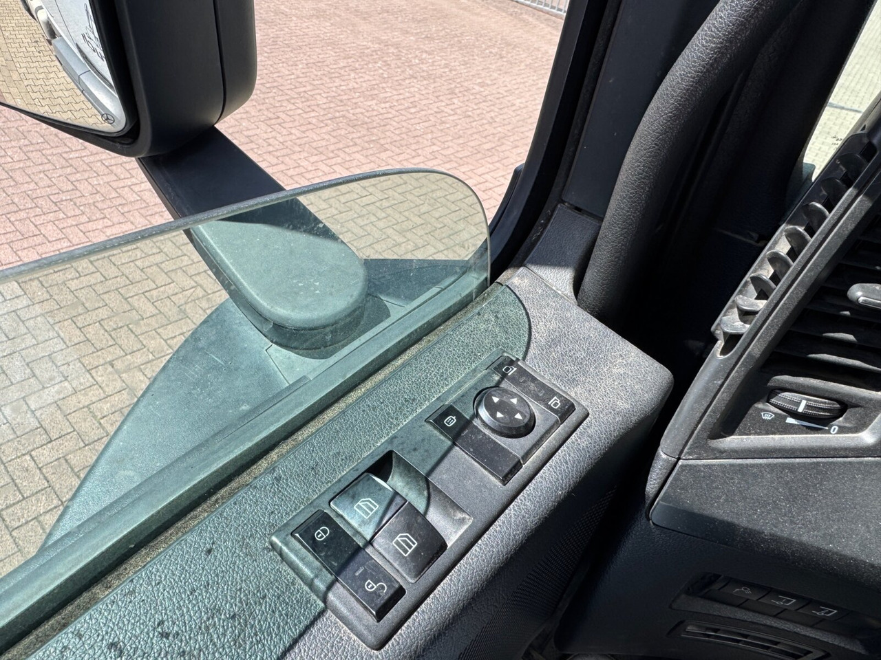 Mercedes-Benz Arocs 1845 LS 4x4 HAD Arocs 1845 LS 4x4 HAD, Retarder, Navi, HydroDrive, Kipphydraulik - Vilcējs: foto 5 Mercedes-Benz Arocs 1845 LS 4x4 HAD Arocs 1845 LS 4x4 HAD, Retarder, Navi, HydroDrive, Kipphydraulik - Vilcējs: foto 5