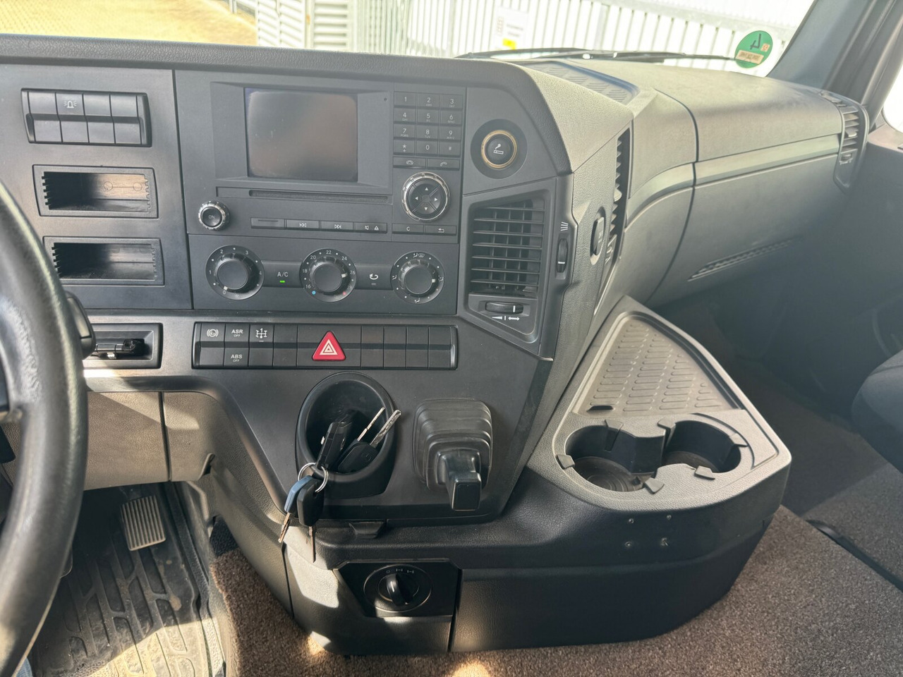 Mercedes-Benz Arocs 3343 S 6x4 Arocs 3343 S 6x4, Full Steel, 3x Vorhanden! - Vilcējs: foto 2 Mercedes-Benz Arocs 3343 S 6x4 Arocs 3343 S 6x4, Full Steel, 3x Vorhanden! - Vilcējs: foto 2
