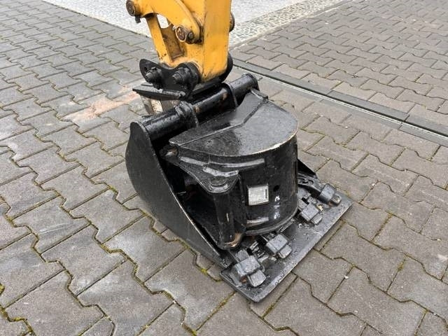 CAT 301.7 CR - Mini-ekskavators: foto 4 CAT 301.7 CR - Mini-ekskavators: foto 4