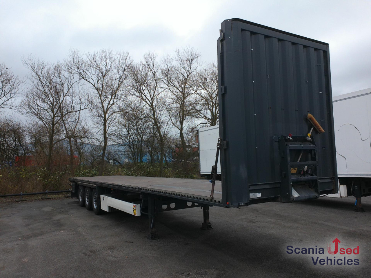 Bortu puspiekabe/ Platforma KRONE SD Pritsche: foto 1