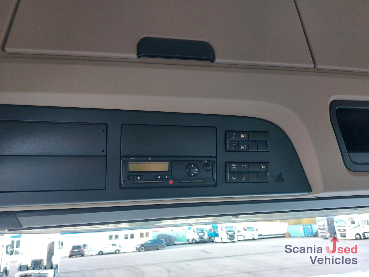 MERCEDES-BENZ 1845L Edscha - NUR KOMPLETT m. ANH.!!! - Kravas automašīna ar tentu: foto 4 MERCEDES-BENZ 1845L Edscha - NUR KOMPLETT m. ANH.!!! - Kravas automašīna ar tentu: foto 4