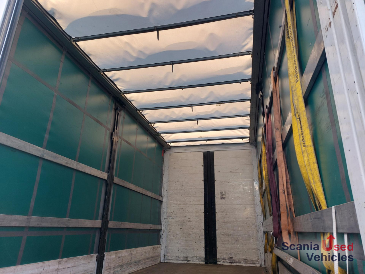 MERCEDES-BENZ 1845L Plane/Edscha NUR KOMPLETT m. ANH.!!! - Kravas automašīna ar tentu: foto 2 MERCEDES-BENZ 1845L Plane/Edscha NUR KOMPLETT m. ANH.!!! - Kravas automašīna ar tentu: foto 2