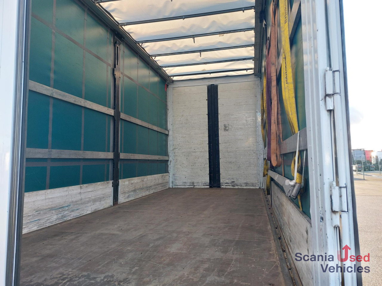 MERCEDES-BENZ 1845L Plane/Edscha NUR KOMPLETT m. ANH.!!! - Kravas automašīna ar tentu: foto 3 MERCEDES-BENZ 1845L Plane/Edscha NUR KOMPLETT m. ANH.!!! - Kravas automašīna ar tentu: foto 3