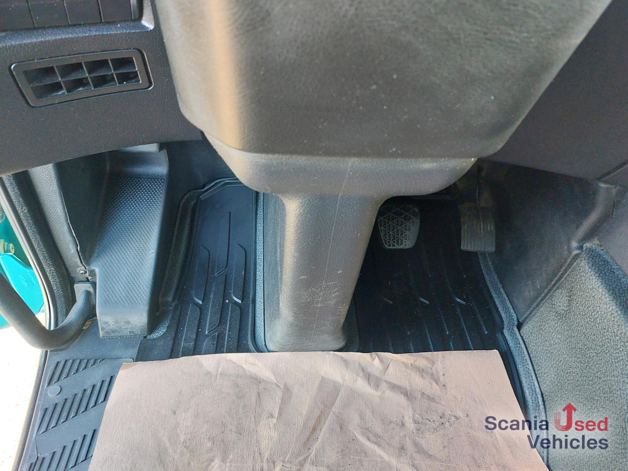 MERCEDES-BENZ Arocs 4142K Abroll Kipper HIAB XR26S51 / AP-Achsen - Kravas automašīna pašizgāzējs: foto 3 MERCEDES-BENZ Arocs 4142K Abroll Kipper HIAB XR26S51 / AP-Achsen - Kravas automašīna pašizgāzējs: foto 3